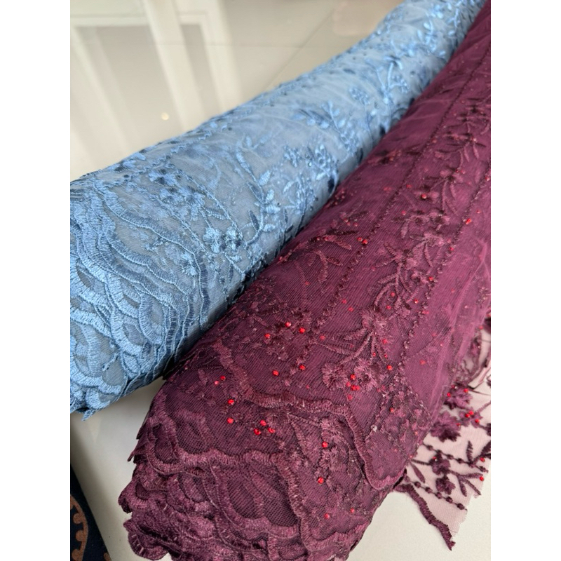 Hnna Kain tulle bordir bunga senada motif kotak denim dan burgundy (harga persetengah meter)