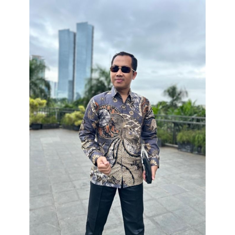 Batik lengan panjang pria/batik kantoran/batik seragam
