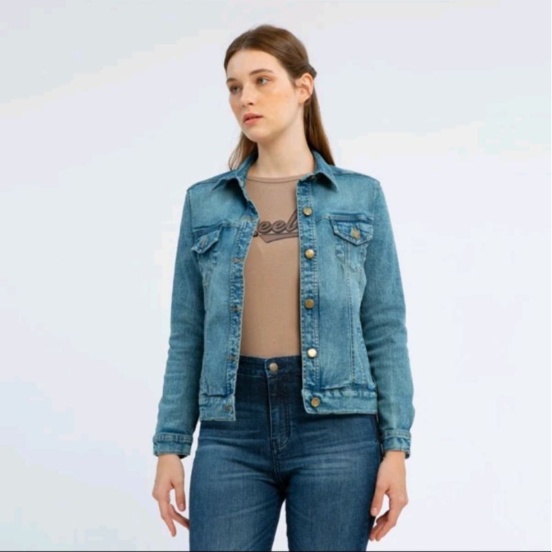 GEELA - Jacket Light Wash Denim