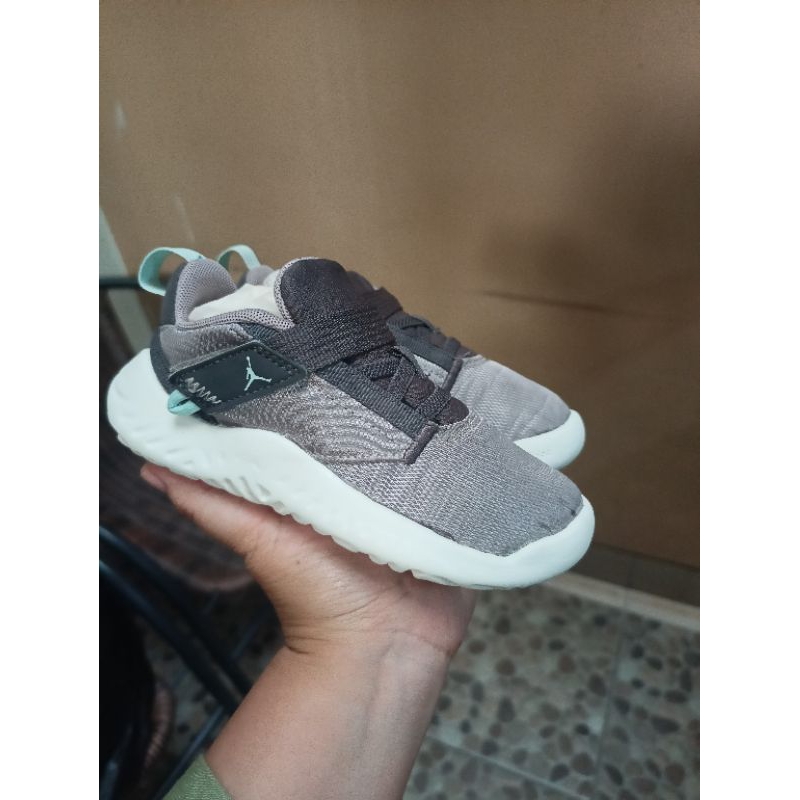 preloved sepatu anak nike air jordan