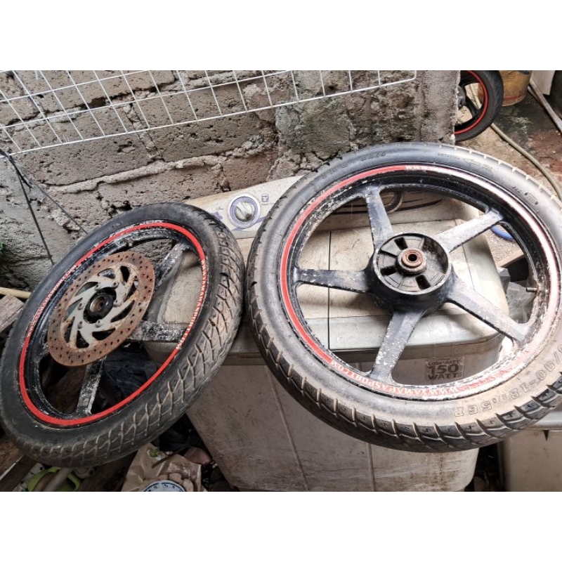 Velg scorpio skorpio z 225cc z 225 yamaha pelek racing palang original ori copotan standar kelengkap