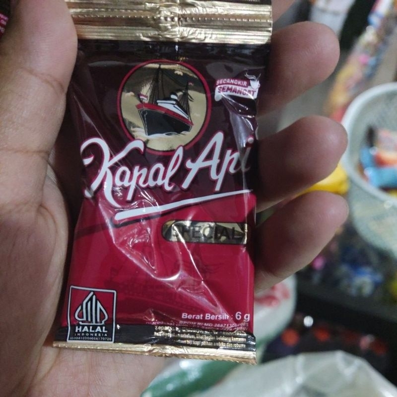 

Kopi Kapal Api Sachet 6 gram (kopi saja)