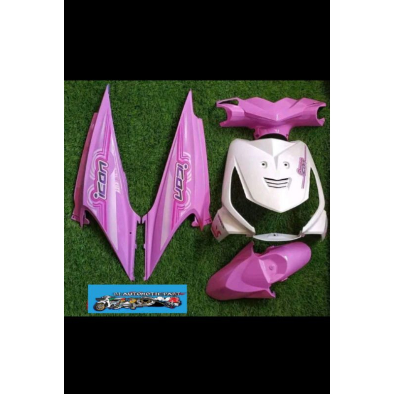 COVER BODY HALUS HONDA BEAT KARBU WARNA PINK PASTEL PLUS STRIPING ICON TAHUN 2008/2010
