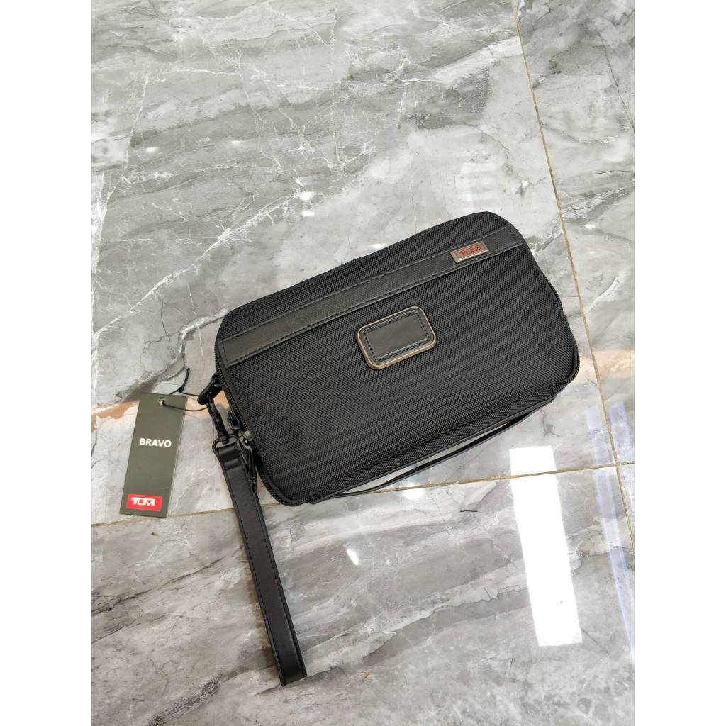 Tumi clutch bag - tumi