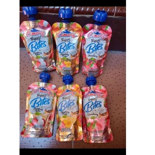 

cimory yogurt Squeeze Bites Strawberry Manggo / Strawberry Nata De Coco 120gr