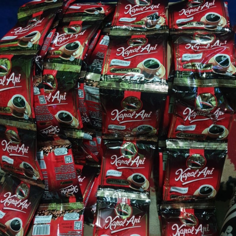 

100 Sachet Kopi Kapal Api Special Mix Renceng