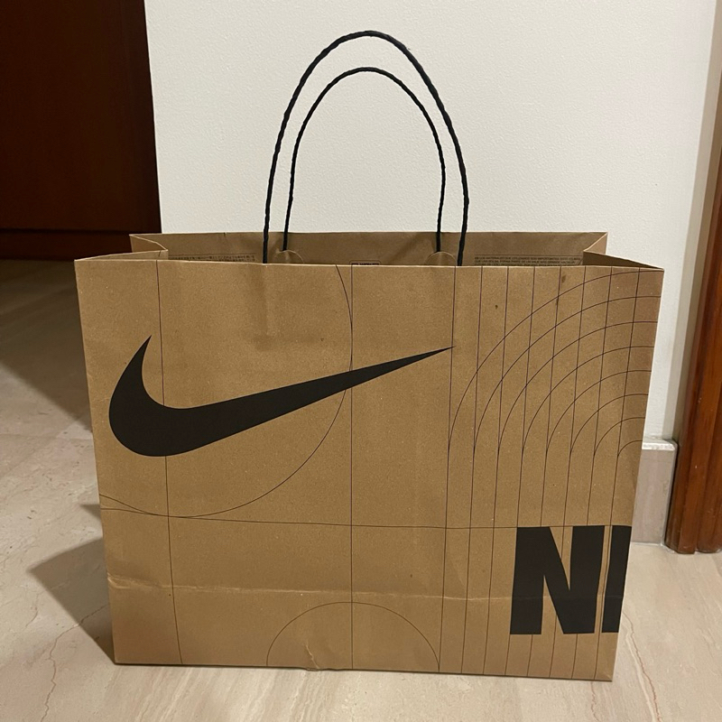 

[READY SIAP KIRIM] PAPERBAG NIKE COKLAT LARGE ORIGINAL FROM STORE | PAPERBAG SEPATU PAPERBAG ORIGINAL PAPERBAG BRANDED