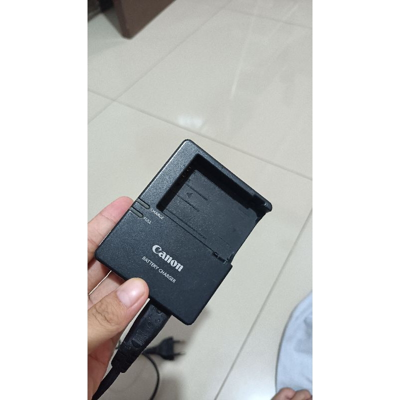 charger kamera canon