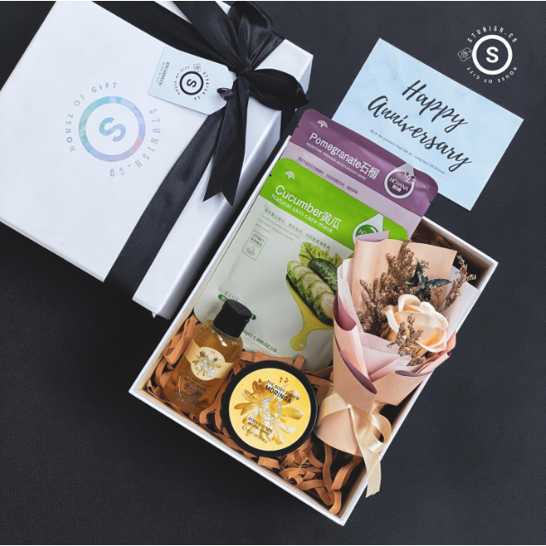 

Hampers Gift Premium Body Care - Kado Anniversary - Kado Ulangtahun Premium