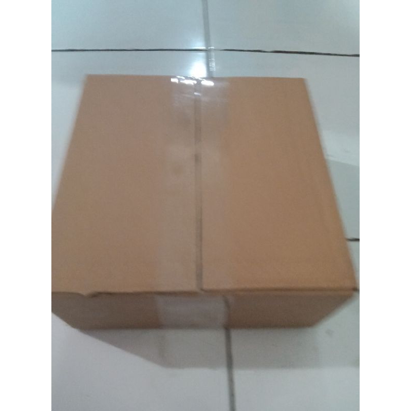 

Kardus packing ukuran 16×16×5cm