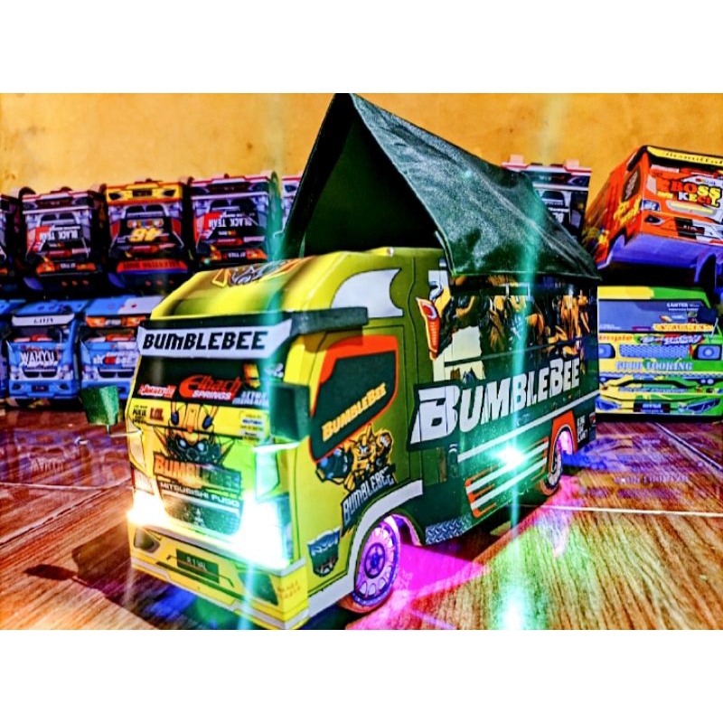 Miniatu truk oleng bumbellbee/Miniatur truk oleng/Miniatur truk/Miniatur truk kayu/Miniatur truk ole