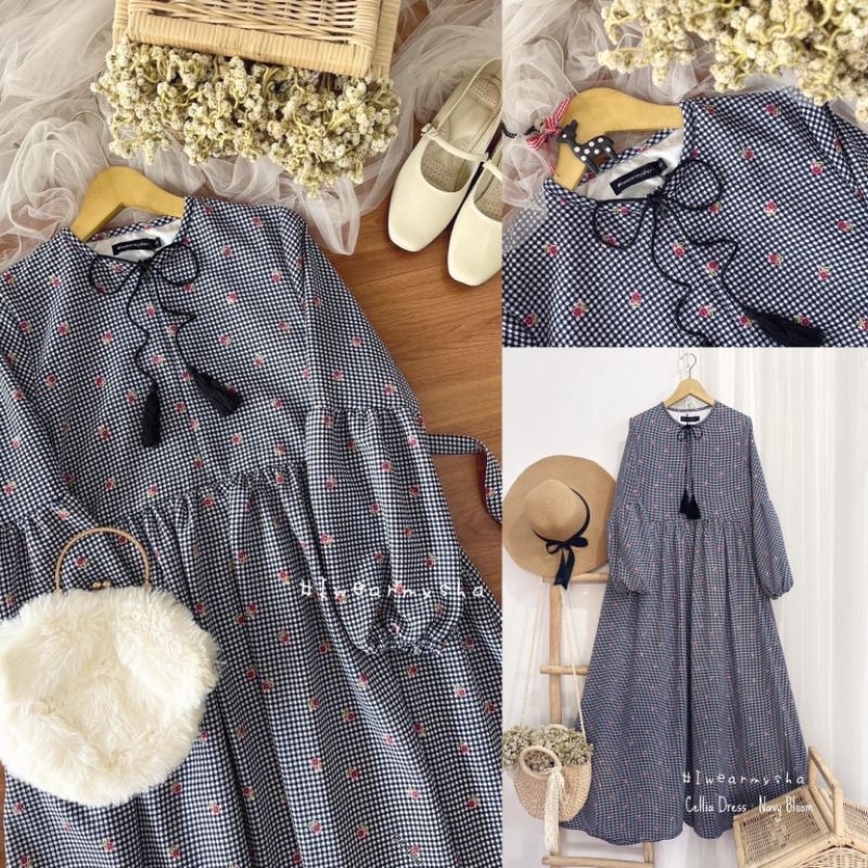 Mysha iwearmysha Gamis Motif Bunga Terbaru CELLIA DRESS : NAVY BLOOM