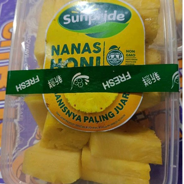 

Buah Nanas Honi Sunpride Kupas /Iris perpack
