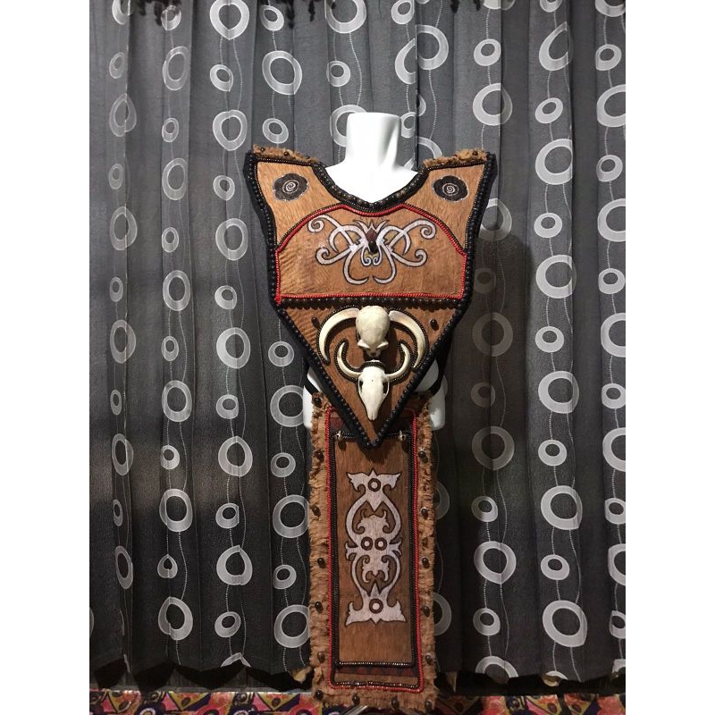 baju adat Dayak kulit kayu kapuak pria dewasa