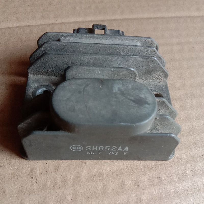 kiprok regulator original lepasan Yamaha New Vixion NVA ADVANCE  MX KING SH852AA