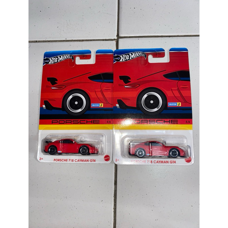 Porsche Cayman Merah