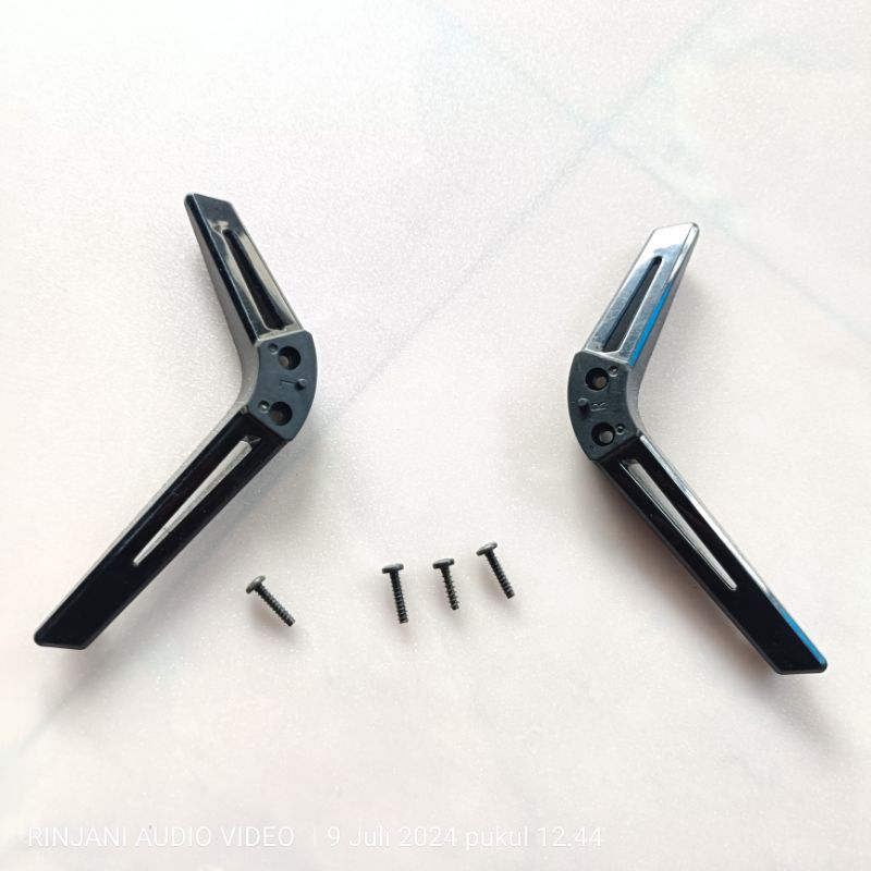 Stand Kaki Tv COOCAA 24D3A