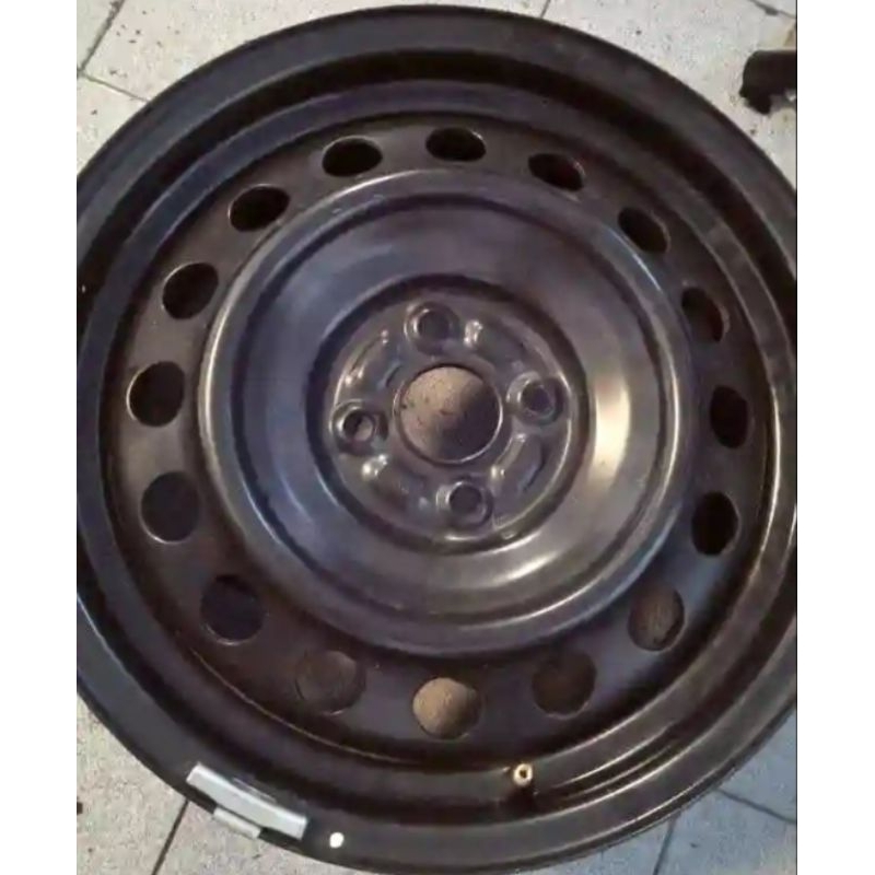velg kaleng sigra r14 pcd 100