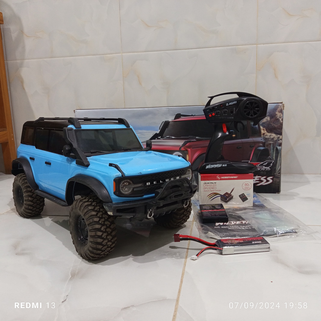 rc adventure 1/10 huangbo hb r1001 r1002 r1003 ford bronco second bekas