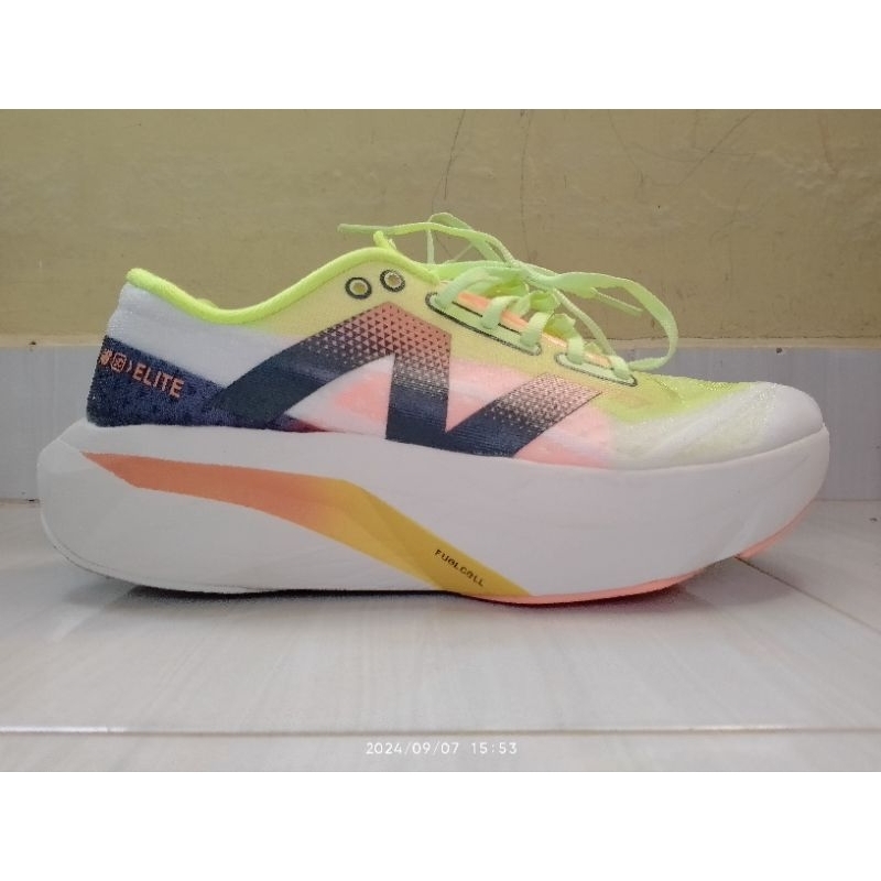 NB Fuelcell SC Elite Supercomp (Preloved)