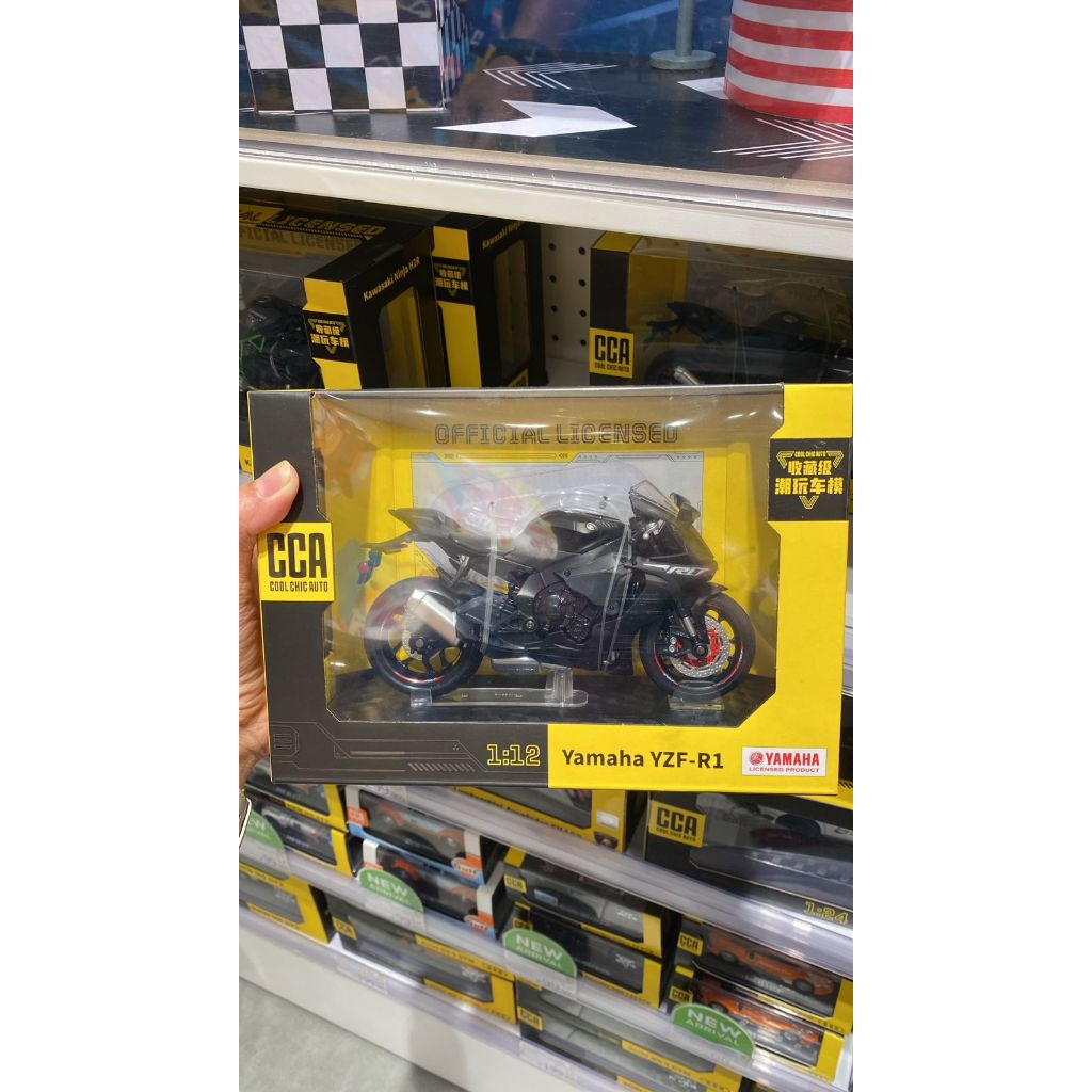CCA 1:12 YAMAHA YZF-R1