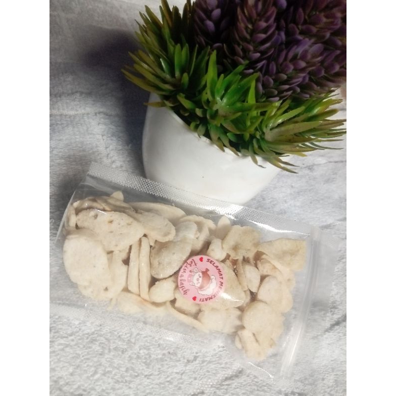 

otak-otak goreng / keripik otak-otak