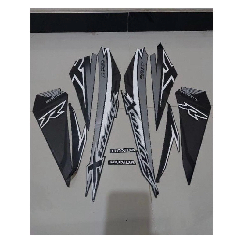 Striping Supra X 125 Fi 2018 hitam putih standart berkualitas
