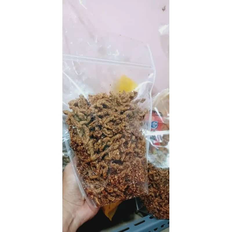 

USUS 1 KG PEDAS DAUN JERUK ORIGINAL MANTAP KERIPIK USUS PEDAS DAUN JERUK