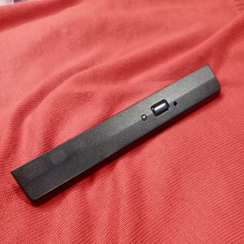 tutup dvd laptop hp Compaq Presario v3000