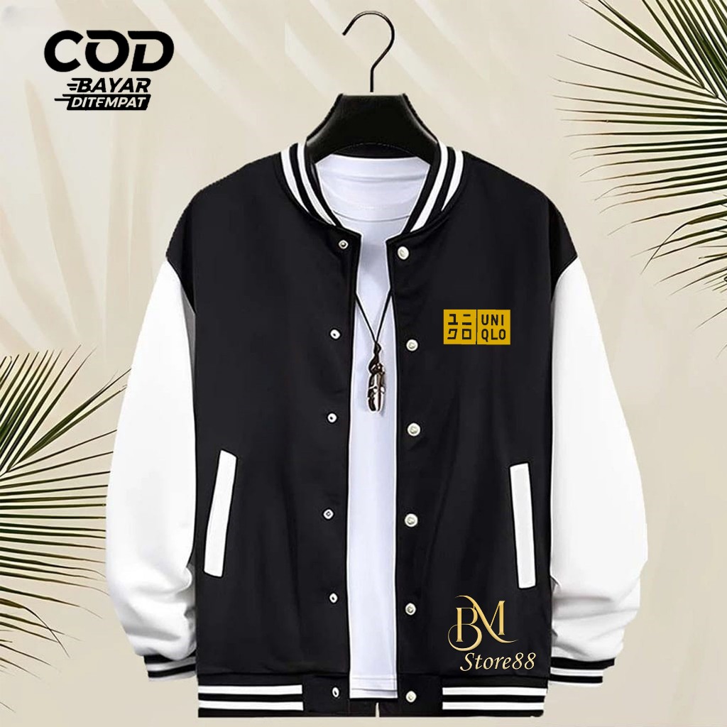 BISA COD Jaket Bomber Varsity Baseball Kancing Uniqlo Text Gold Jaket Varsity Pria / Baseball Distro