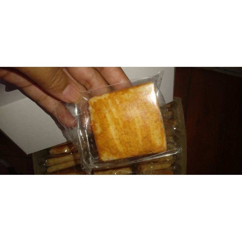 

VS Kue Kacang Premium