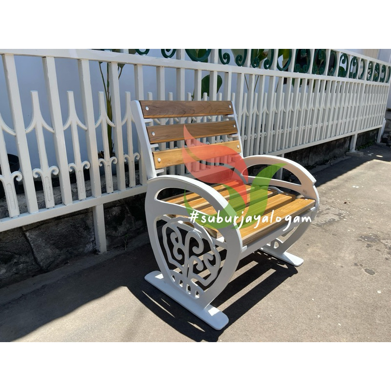 Kursi Besi Cor type Malioboro Single