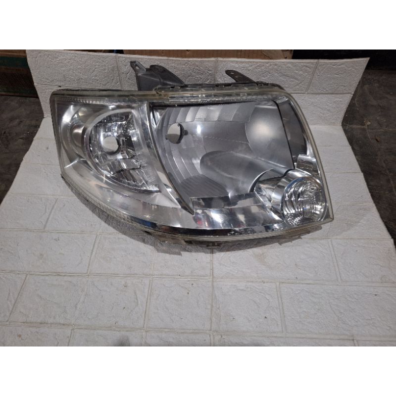 headlamp lampu depan suzuki apv arena sebelah kanan