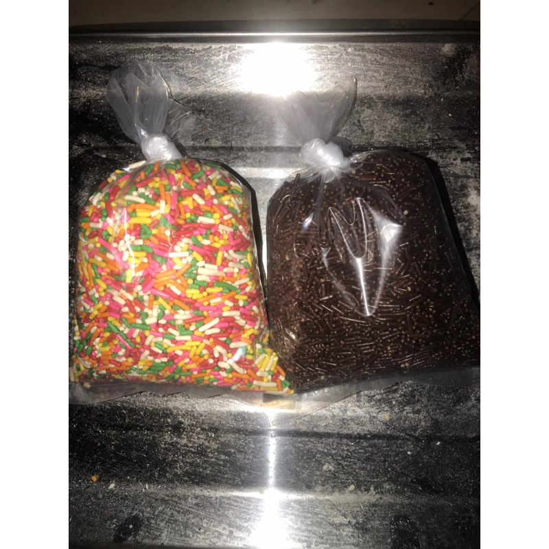 

Meses coklat dan warna warni 250 gr 500 gr 1kg untuk topping makanan