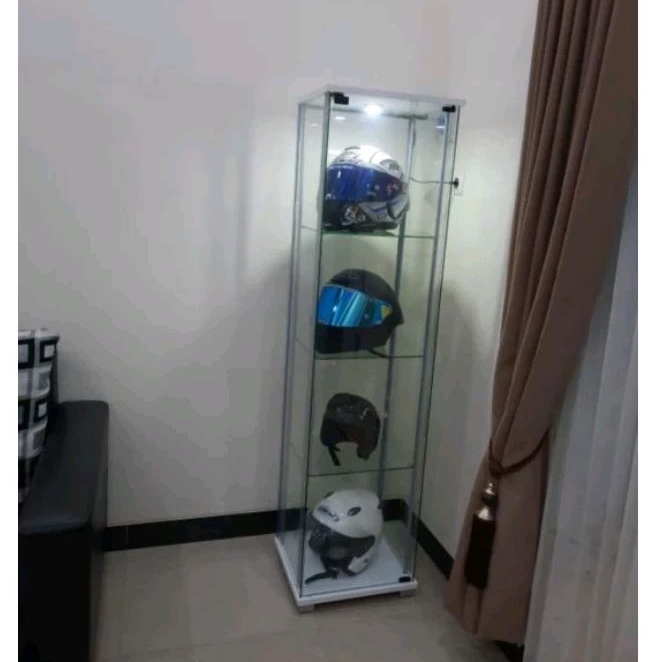 Lemari helm kaca / lemari hias / lemari pajangan