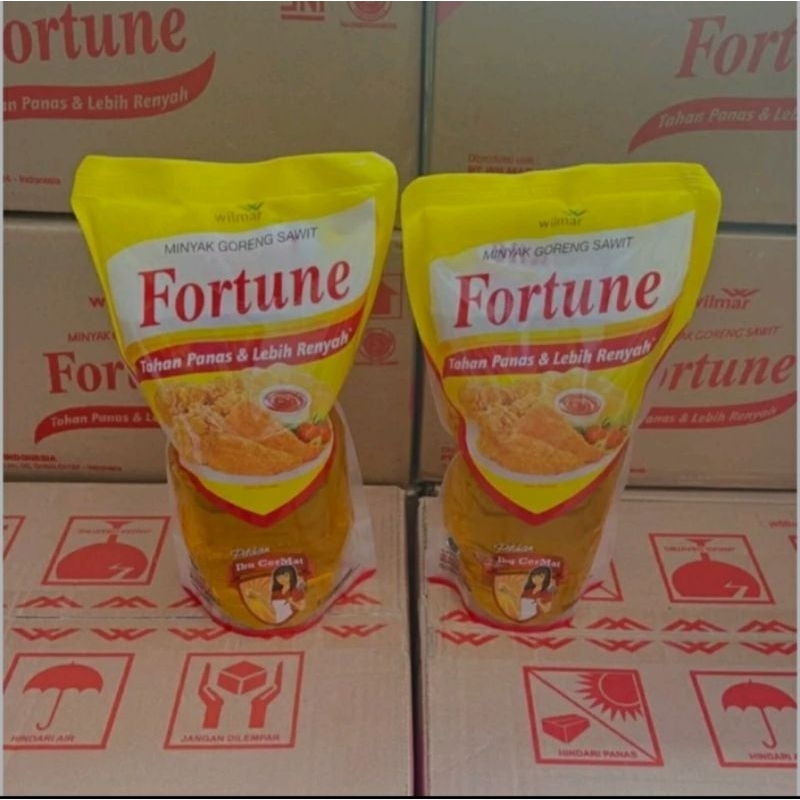 

minyak fortune/sania/rosebrand 1 liter