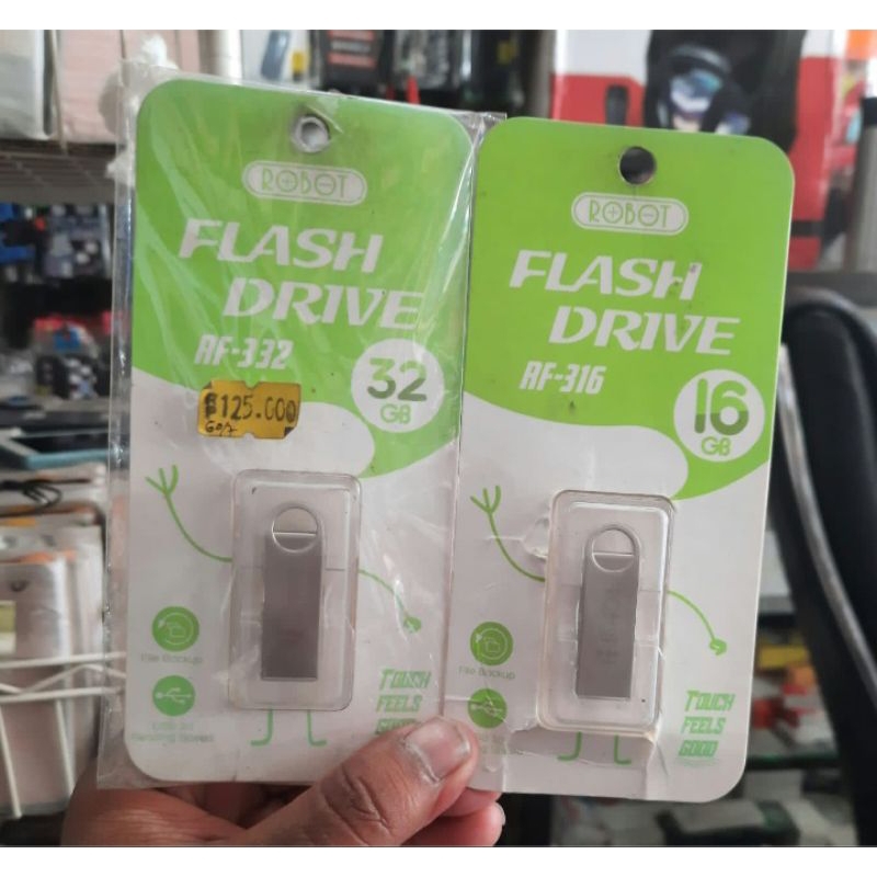 FLASHDISK ROBOT 16GB / 32GB