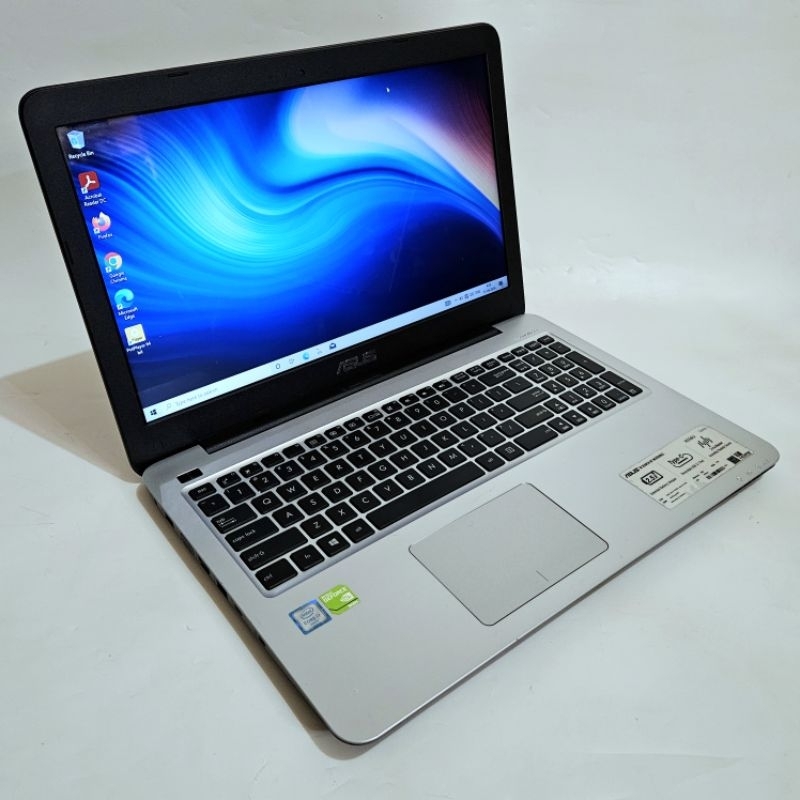 laptop untuk Editing/Design/Gaming Asus X556U - Core i7 6500u - Dual vga Nvidia GeForce 940M