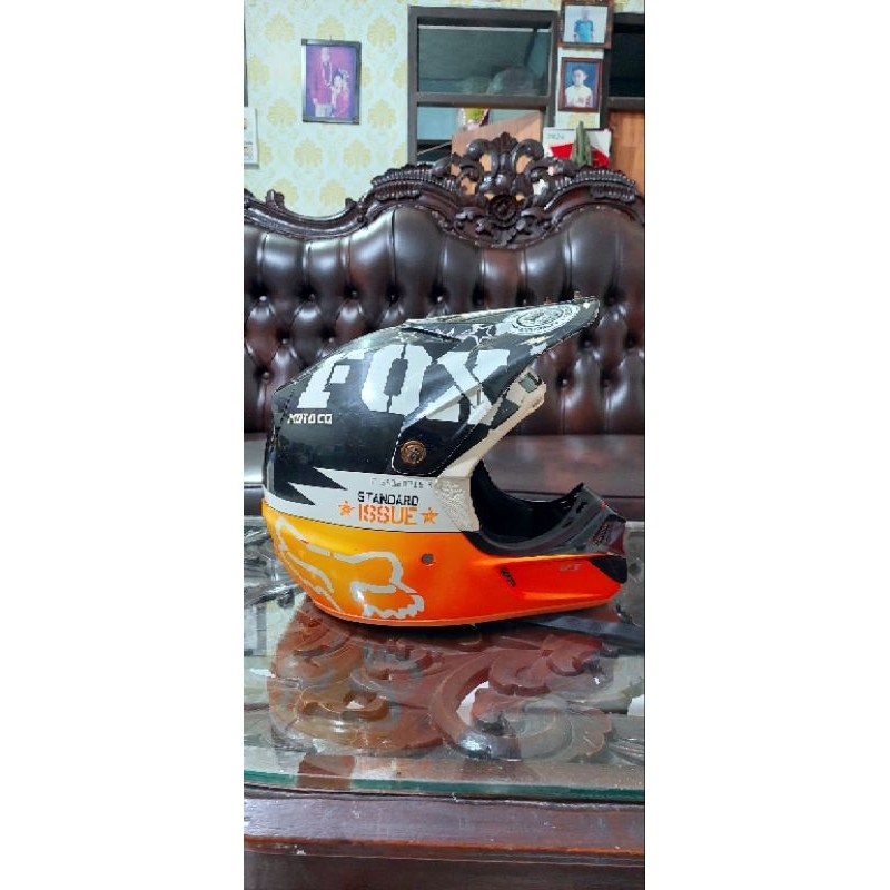 helm FOX V3