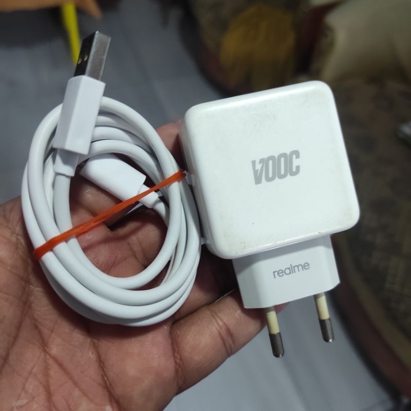 Charger realme original 20 watt vooc type C ( second / bekas)