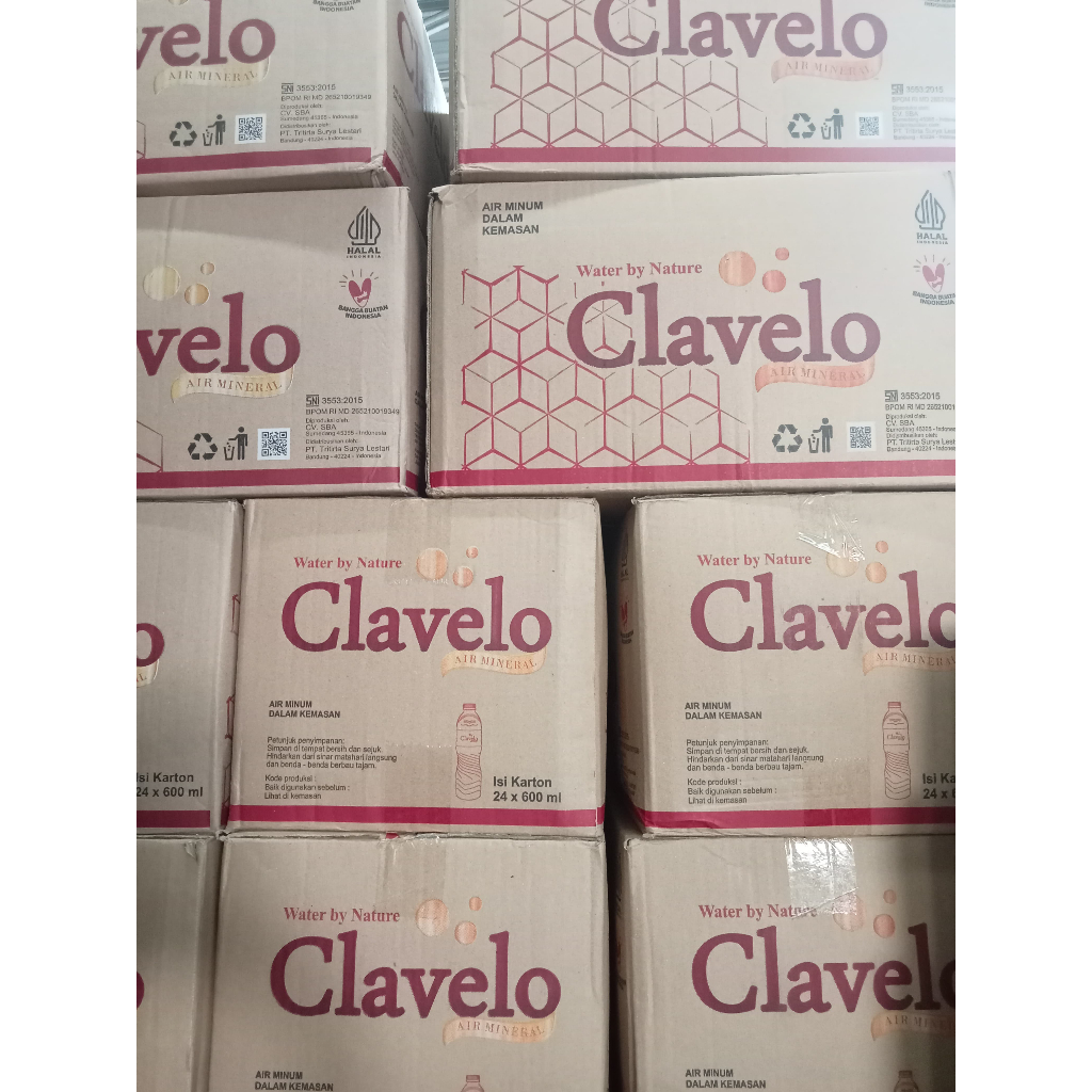

Clavelo Air Minum Kemasan Botol 1 Dus Isi 24 Botol