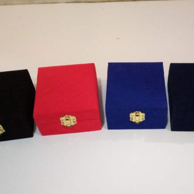 Box Bludru Antam Emas Perhiasan
