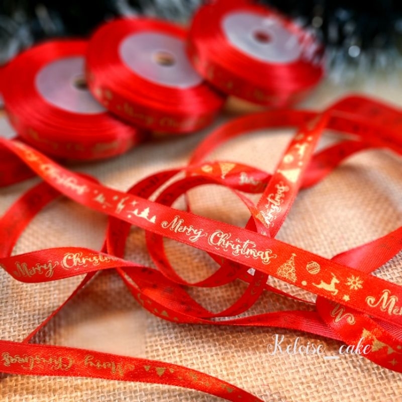 

PITA SATIN NATAL/CHRISTMAS WARNA MERAH UKURAN 1 CM PANJANG 18 METER