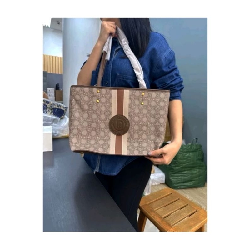 Nafasya. PRHA TOTE Tas fashion wanita