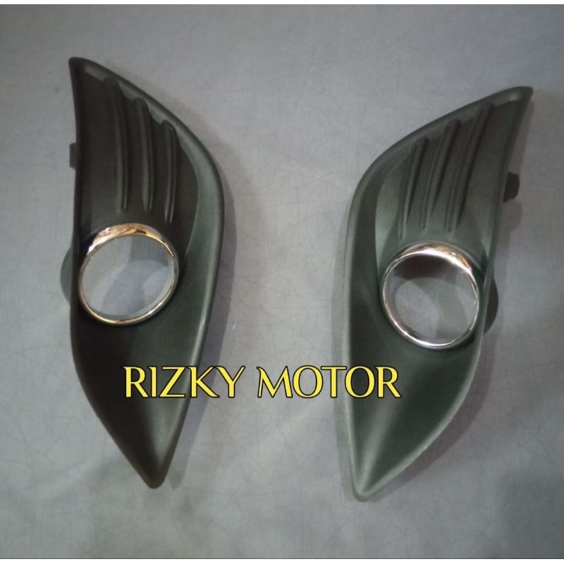 Cover Foglamp 1 Set LH RH Ford Focus Mk2