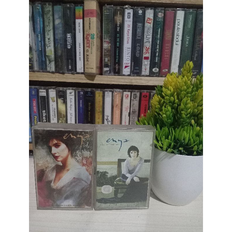 KASET ENYA PAKET 2 ALBUMS