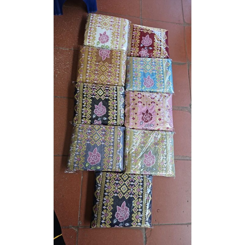 Bahan baju kurung bordir
