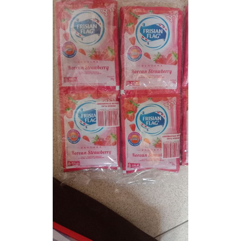 

SUSU FRISIAN FLAG STRAWBERRY SACHET