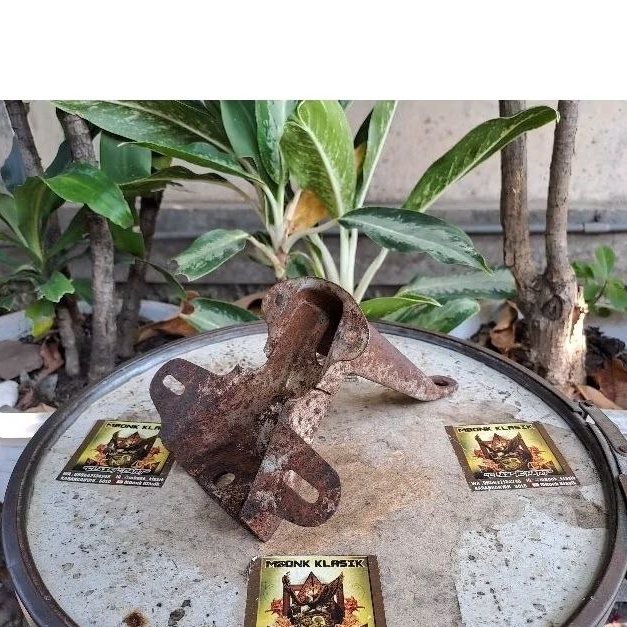 dudukan stoplamp dt100 rs100 ls3 trail ORIGINAL pangkon stoplamp dt rs100 dudukan stoplamp rs100 ls3