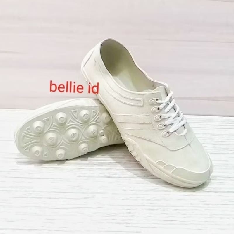 sepatu petani karet multi fungsi pul bola sepatu petani
